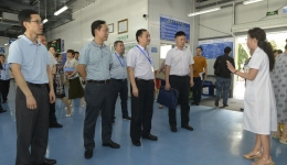 市委“不忘初心、牢记使命”主题教育领导小组一行到市三医院开展专项整治调研