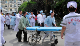 成都模拟大型突发事件卫生应急救援市三医院半小时救治80人