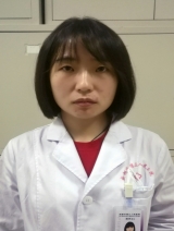 周伊