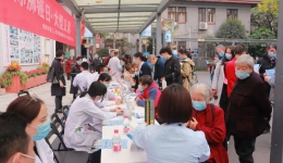 市三医院“肺癌全程一体化诊疗中心” 举行国际肺癌日专题义诊