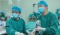 颈椎畸形致老人瘫痪 2cm微创切口磨掉“问题骨头”  解除压迫神经的“封印”