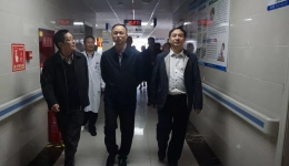 市卫健委副主任贾勇调研阿坝州林业中心医院医联体建设工作