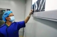 组团救治关节病 理塘高原健康行