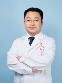 张震
