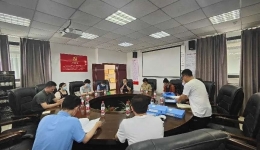 同质提升丨成都市口腔医疗质量控制中心团队赴都江堰市及成华区开展现场指导